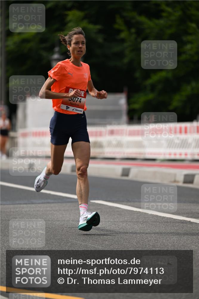 15.06.2025 - REWE Women's Run Dr. Thomas Lammeyer http://msf.ph/oto/7974113 15.06.2025 10:39:24 Laufen 5074 meine-sportfotos.de