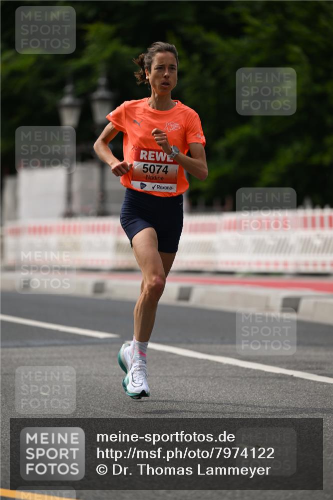 15.06.2025 - REWE Women's Run Dr. Thomas Lammeyer http://msf.ph/oto/7974122 15.06.2025 10:39:25 Laufen 5074 meine-sportfotos.de