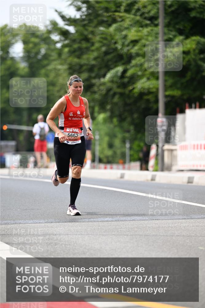 15.06.2025 - REWE Women's Run Dr. Thomas Lammeyer http://msf.ph/oto/7974177 15.06.2025 10:39:31 Laufen 5663 meine-sportfotos.de