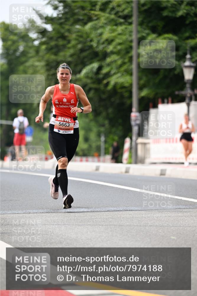 15.06.2025 - REWE Women's Run Dr. Thomas Lammeyer http://msf.ph/oto/7974188 15.06.2025 10:39:31 Laufen 5663 meine-sportfotos.de