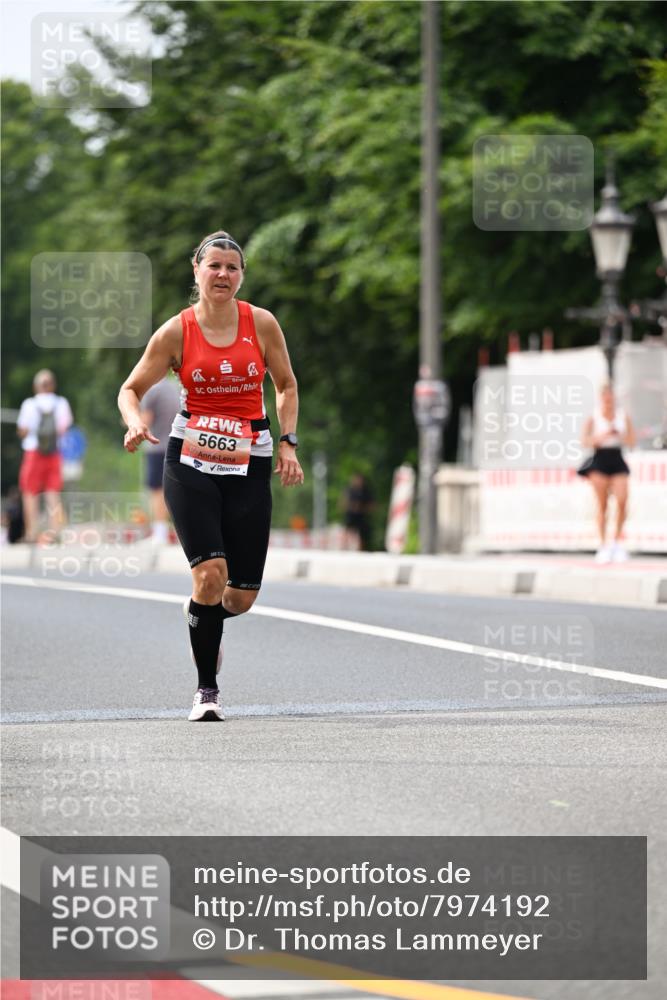 15.06.2025 - REWE Women's Run Dr. Thomas Lammeyer http://msf.ph/oto/7974192 15.06.2025 10:39:31 Laufen 5663 meine-sportfotos.de