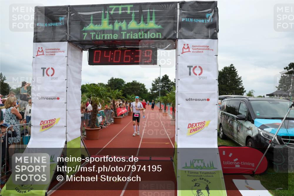 15.06.2025 - 7 Türme Triathlon Michael Strokosch http://msf.ph/oto/7974195 15.06.2025 14:06:38 Ziel 311, 1130 meine-sportfotos.de