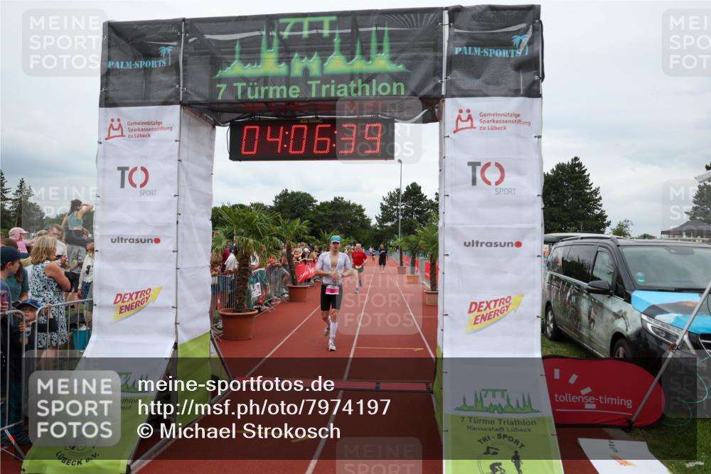 15.06.2025 - 7 Türme Triathlon Michael Strokosch http://msf.ph/oto/7974197 15.06.2025 14:06:39 Ziel 311, 1074 meine-sportfotos.de
