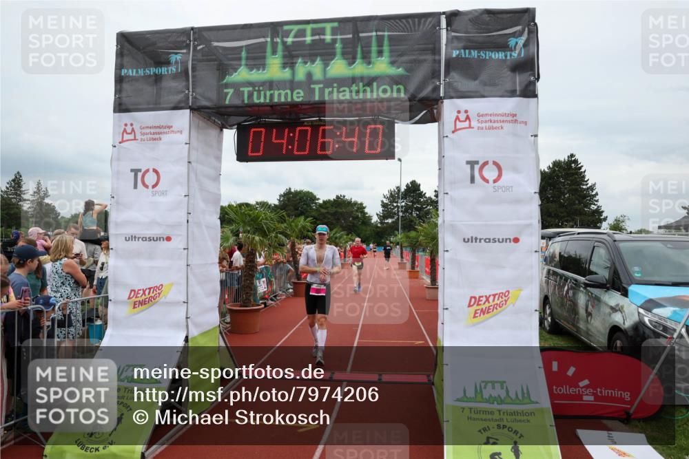 15.06.2025 - 7 Türme Triathlon Michael Strokosch http://msf.ph/oto/7974206 15.06.2025 14:06:40 Ziel 311, 1074 meine-sportfotos.de