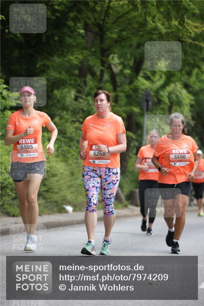 15.06.2025 - REWE Women's Run Jannik Wohlers http://msf.ph/oto/7974209 15.06.2025 10:08:55 Laufen 5595, 5268, 5550 meine-sportfotos.de
