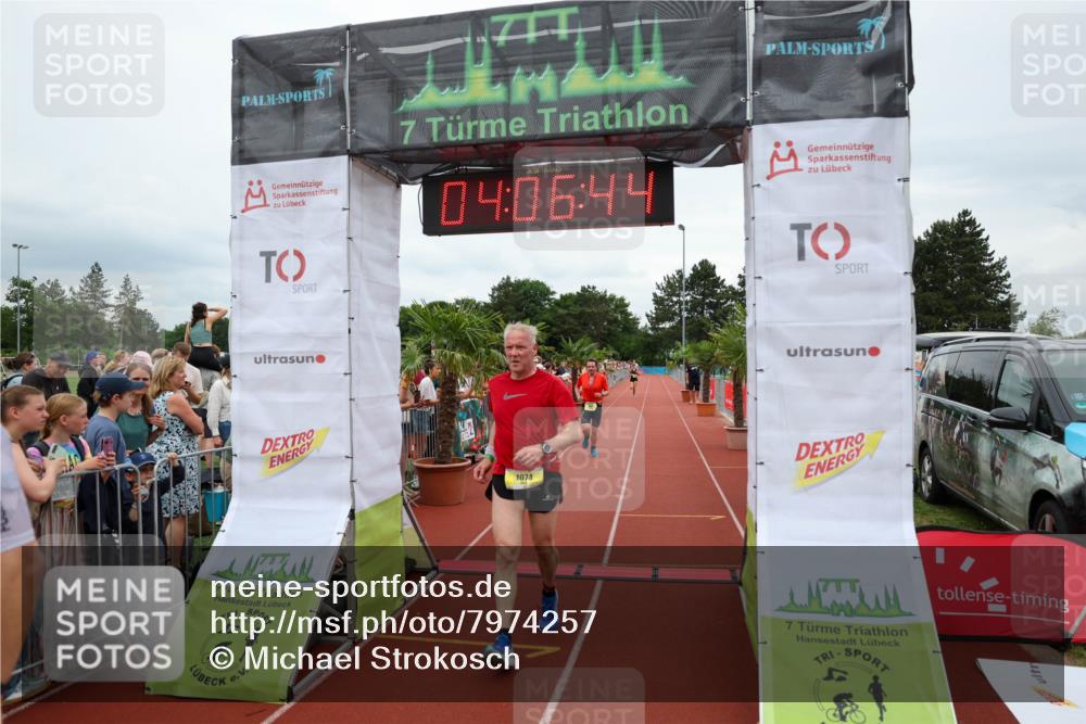 15.06.2025 - 7 Türme Triathlon Michael Strokosch http://msf.ph/oto/7974257 15.06.2025 14:06:44 Ziel 311, 807, 1074 meine-sportfotos.de