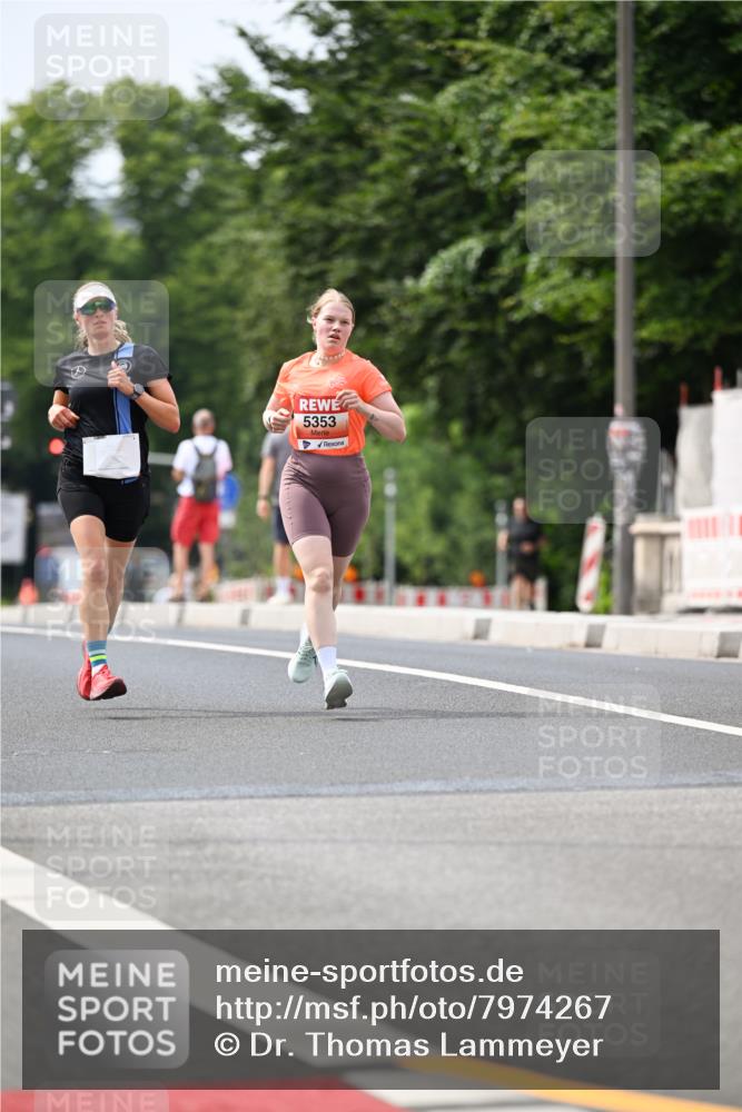 15.06.2025 - REWE Women's Run Dr. Thomas Lammeyer http://msf.ph/oto/7974267 15.06.2025 10:39:35 Laufen 5353 meine-sportfotos.de