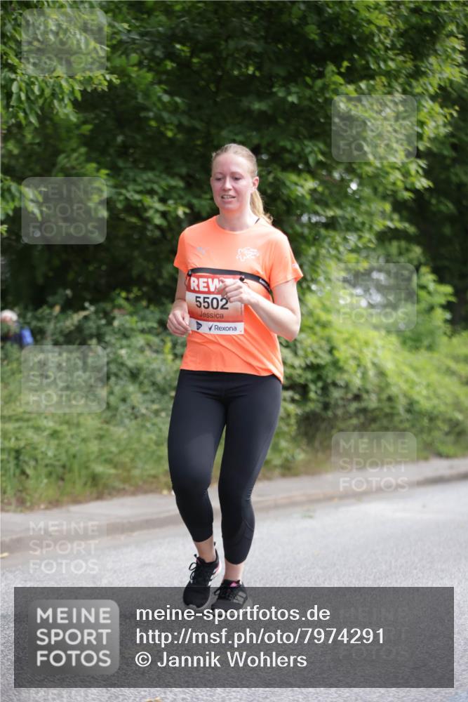 15.06.2025 - REWE Women's Run Jannik Wohlers http://msf.ph/oto/7974291 15.06.2025 10:09:02 Laufen 5502 meine-sportfotos.de