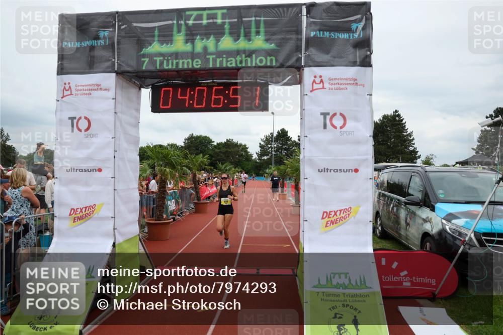 15.06.2025 - 7 Türme Triathlon Michael Strokosch http://msf.ph/oto/7974293 15.06.2025 14:06:51 Ziel 807, 928, 1074 meine-sportfotos.de