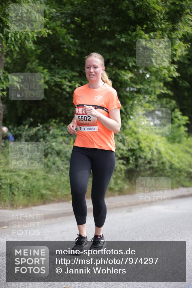 15.06.2025 - REWE Women's Run Jannik Wohlers http://msf.ph/oto/7974297 15.06.2025 10:09:02 Laufen 5502 meine-sportfotos.de