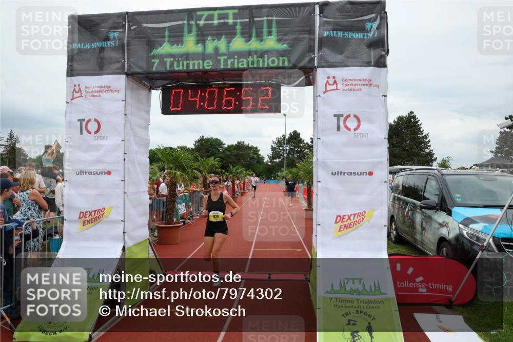 15.06.2025 - 7 Türme Triathlon Michael Strokosch http://msf.ph/oto/7974302 15.06.2025 14:06:52 Ziel 807, 832, 928 meine-sportfotos.de