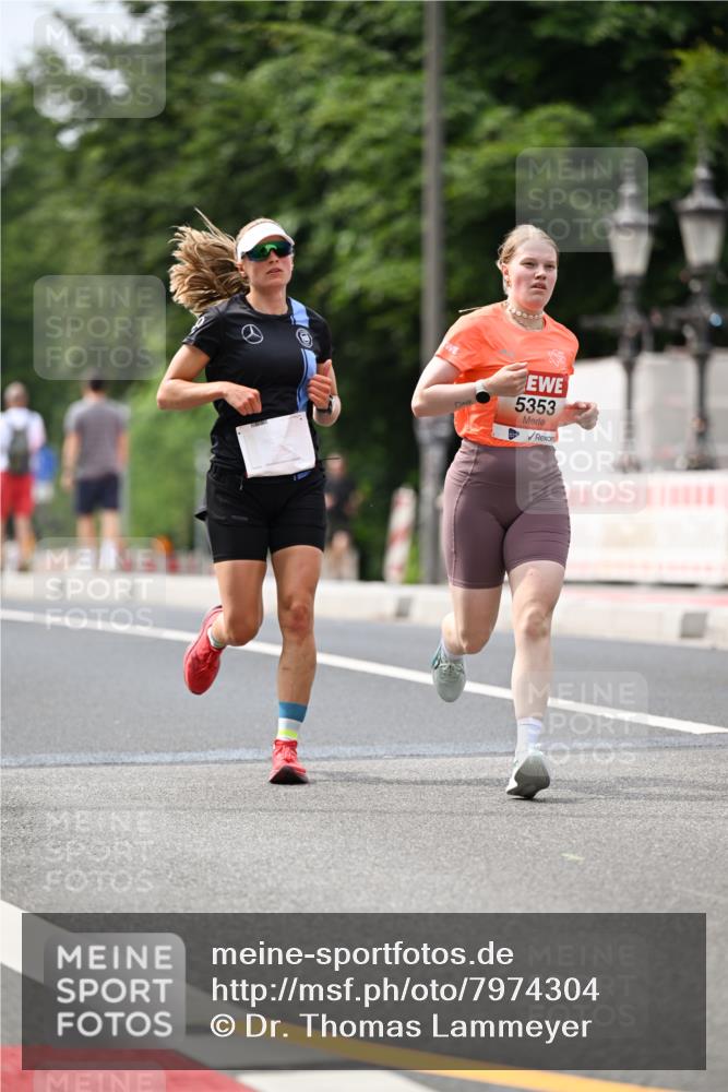 15.06.2025 - REWE Women's Run Dr. Thomas Lammeyer http://msf.ph/oto/7974304 15.06.2025 10:39:37 Laufen 5353 meine-sportfotos.de