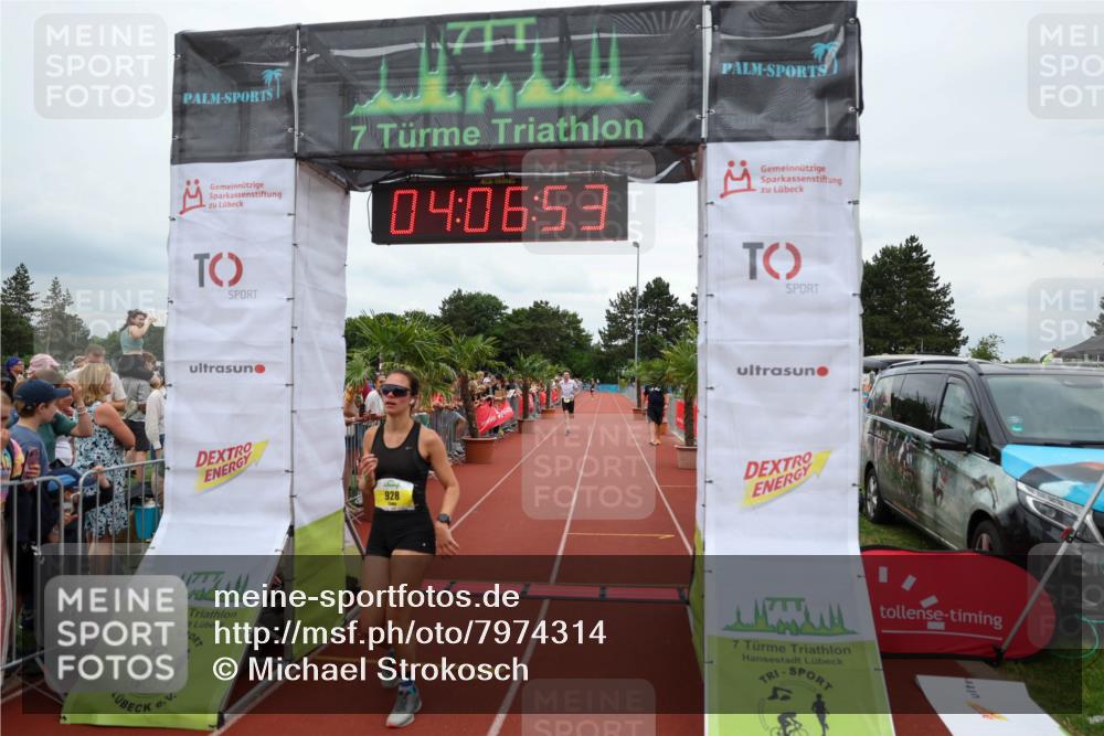 15.06.2025 - 7 Türme Triathlon Michael Strokosch http://msf.ph/oto/7974314 15.06.2025 14:06:52 Ziel 807, 832, 928 meine-sportfotos.de