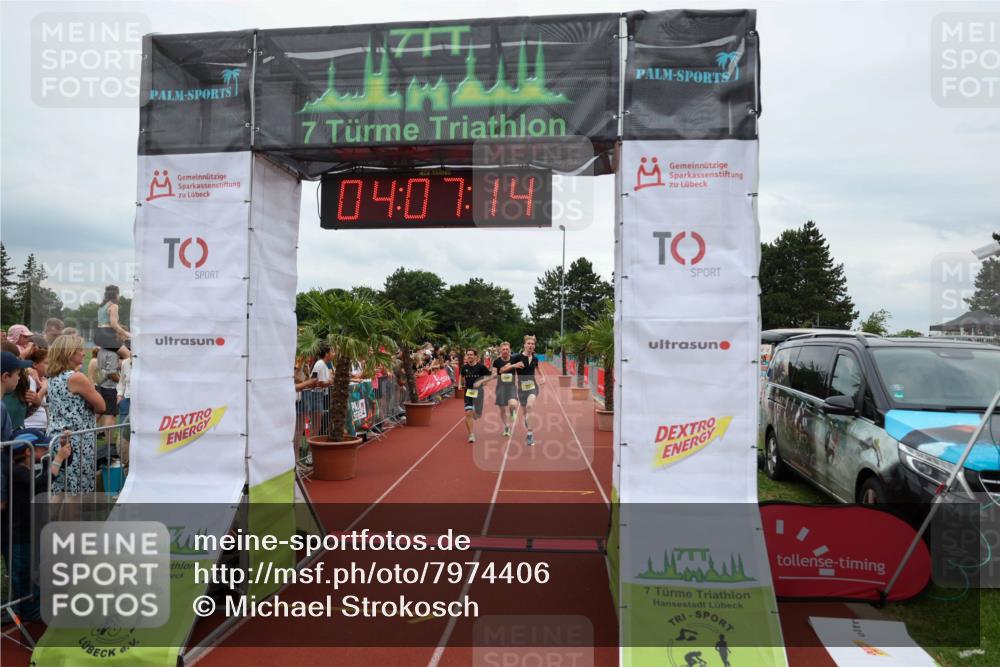 15.06.2025 - 7 Türme Triathlon Michael Strokosch http://msf.ph/oto/7974406 15.06.2025 14:07:14 Ziel 501, 1057, 1110, 1186 meine-sportfotos.de