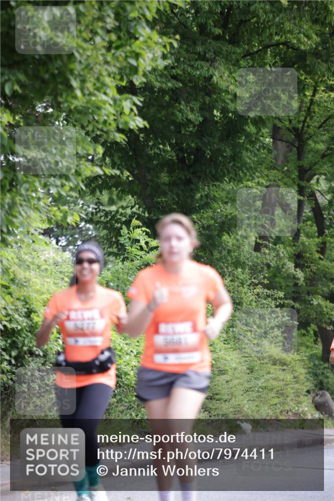 15.06.2025 - REWE Women's Run Jannik Wohlers http://msf.ph/oto/7974411 15.06.2025 10:09:12 Laufen  meine-sportfotos.de