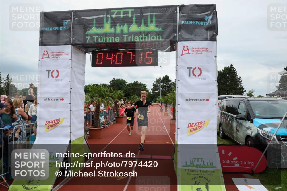 15.06.2025 - 7 Türme Triathlon Michael Strokosch http://msf.ph/oto/7974420 15.06.2025 14:07:15 Ziel 1057, 1110, 1186 meine-sportfotos.de