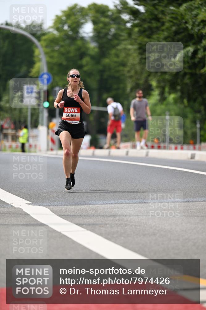 15.06.2025 - REWE Women's Run Dr. Thomas Lammeyer http://msf.ph/oto/7974426 15.06.2025 10:39:53 Laufen 5066 meine-sportfotos.de