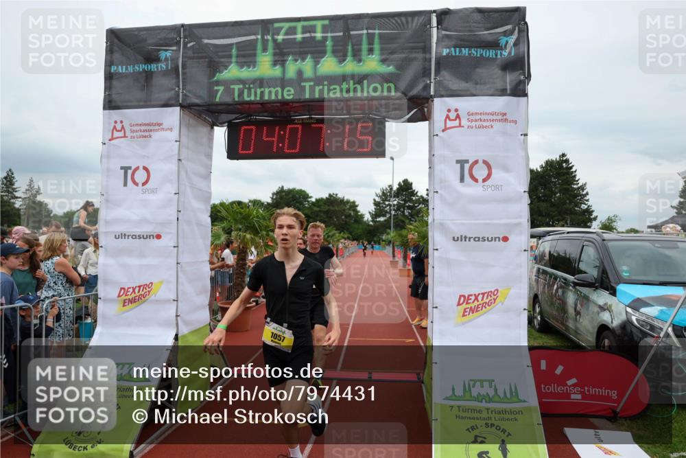 15.06.2025 - 7 Türme Triathlon Michael Strokosch http://msf.ph/oto/7974431 15.06.2025 14:07:15 Ziel 1057, 1110, 1186 meine-sportfotos.de