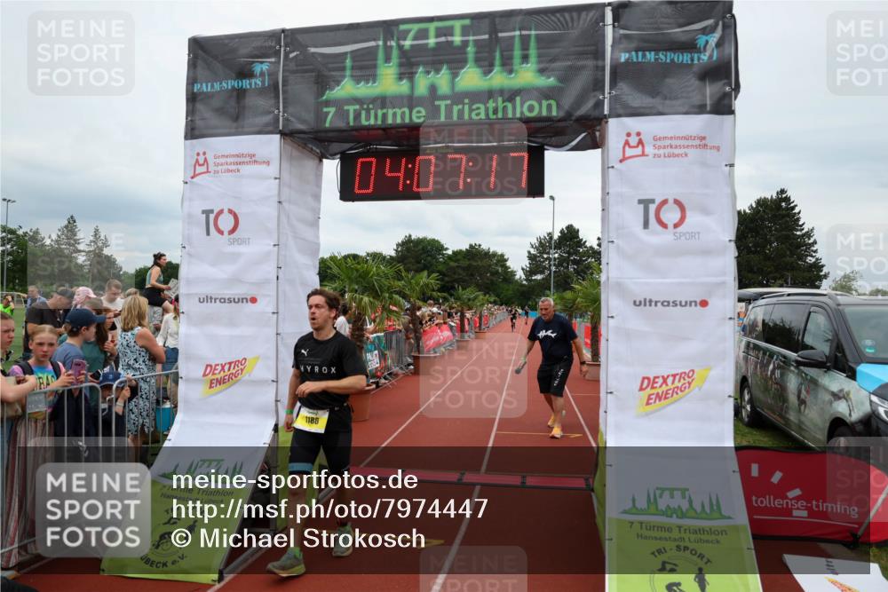 15.06.2025 - 7 Türme Triathlon Michael Strokosch http://msf.ph/oto/7974447 15.06.2025 14:07:17 Ziel 1057, 1110, 1186 meine-sportfotos.de