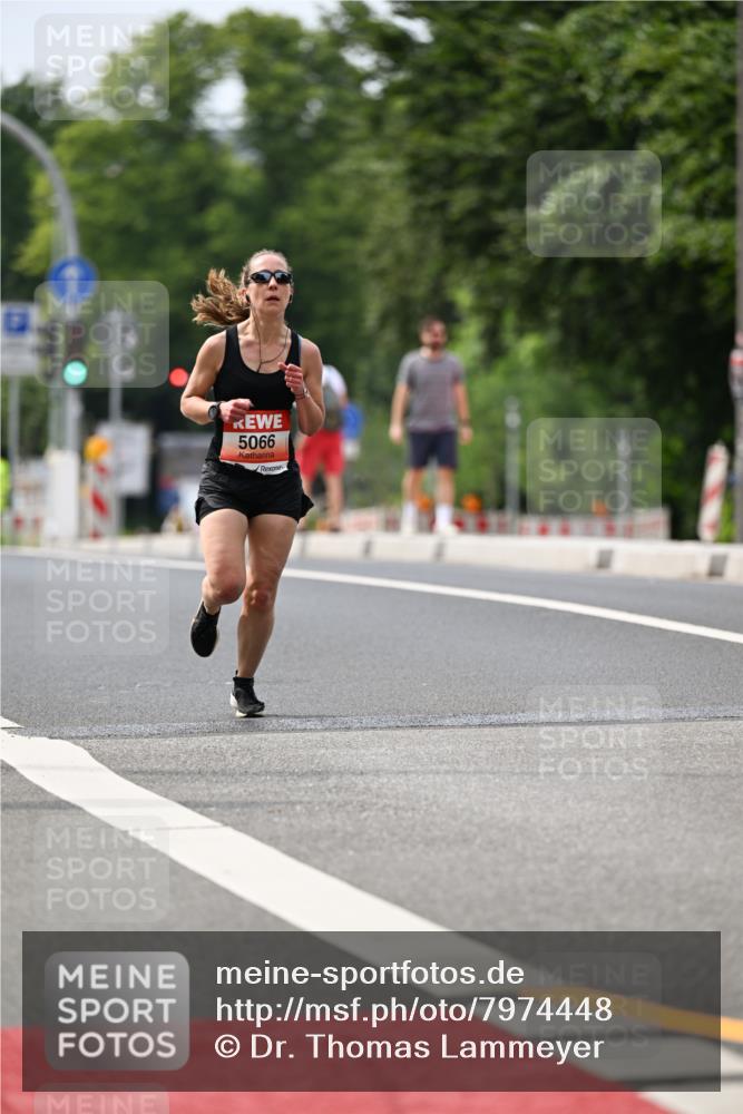 15.06.2025 - REWE Women's Run Dr. Thomas Lammeyer http://msf.ph/oto/7974448 15.06.2025 10:39:54 Laufen 5066 meine-sportfotos.de