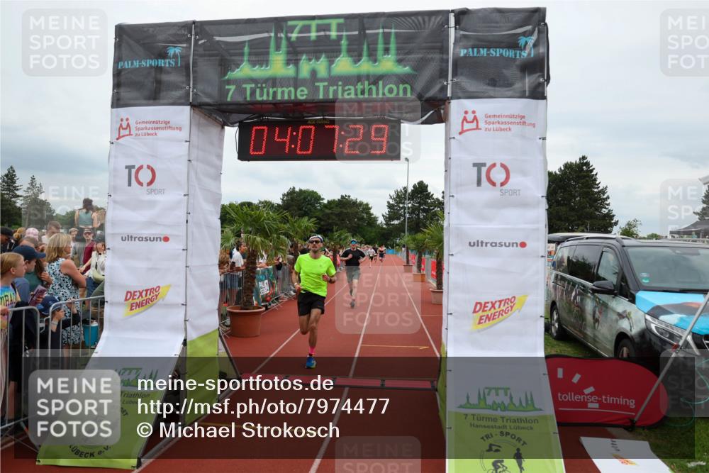 15.06.2025 - 7 Türme Triathlon Michael Strokosch http://msf.ph/oto/7974477 15.06.2025 14:07:28 Ziel 667, 884, 1063 meine-sportfotos.de