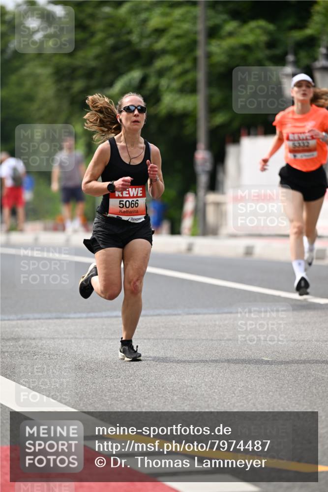 15.06.2025 - REWE Women's Run Dr. Thomas Lammeyer http://msf.ph/oto/7974487 15.06.2025 10:39:55 Laufen 5066, 5332 meine-sportfotos.de
