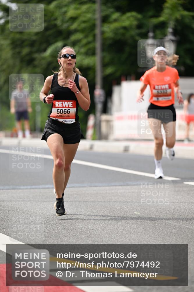 15.06.2025 - REWE Women's Run Dr. Thomas Lammeyer http://msf.ph/oto/7974492 15.06.2025 10:39:55 Laufen 5066 meine-sportfotos.de