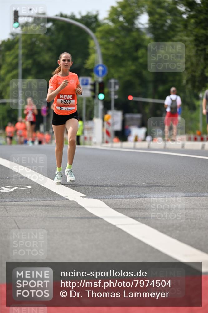 15.06.2025 - REWE Women's Run Dr. Thomas Lammeyer http://msf.ph/oto/7974504 15.06.2025 10:39:57 Laufen 5269 meine-sportfotos.de