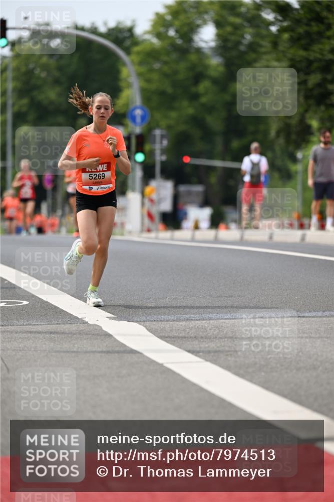 15.06.2025 - REWE Women's Run Dr. Thomas Lammeyer http://msf.ph/oto/7974513 15.06.2025 10:39:57 Laufen 5269 meine-sportfotos.de