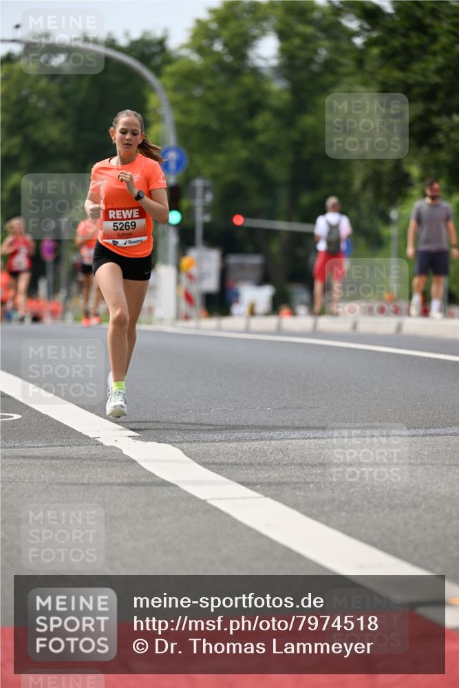 15.06.2025 - REWE Women's Run Dr. Thomas Lammeyer http://msf.ph/oto/7974518 15.06.2025 10:39:58 Laufen 5269, 711 meine-sportfotos.de