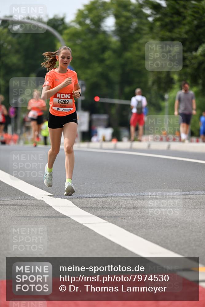 15.06.2025 - REWE Women's Run Dr. Thomas Lammeyer http://msf.ph/oto/7974530 15.06.2025 10:39:58 Laufen 5269 meine-sportfotos.de