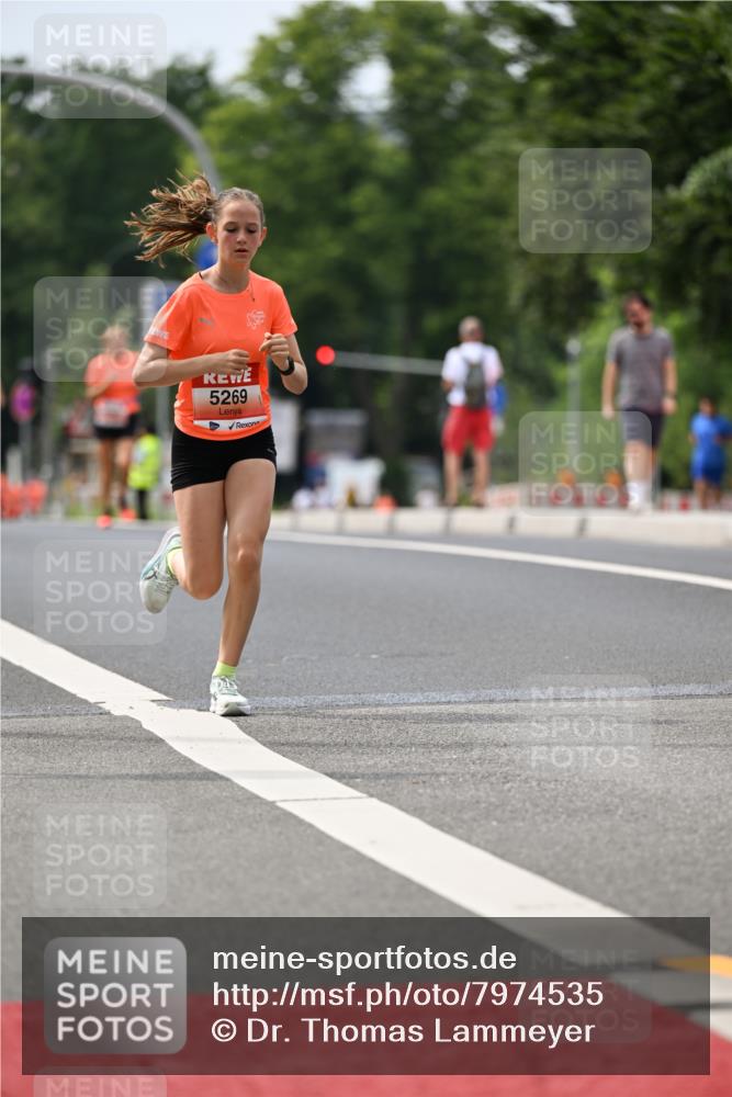 15.06.2025 - REWE Women's Run Dr. Thomas Lammeyer http://msf.ph/oto/7974535 15.06.2025 10:39:58 Laufen 5269 meine-sportfotos.de