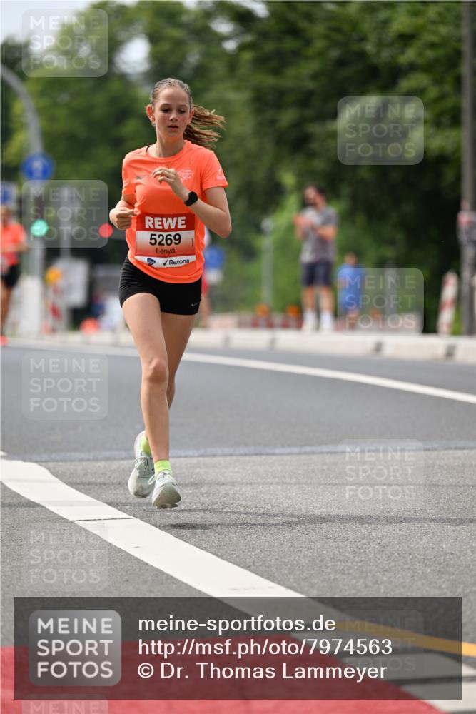 15.06.2025 - REWE Women's Run Dr. Thomas Lammeyer http://msf.ph/oto/7974563 15.06.2025 10:39:59 Laufen 5269 meine-sportfotos.de