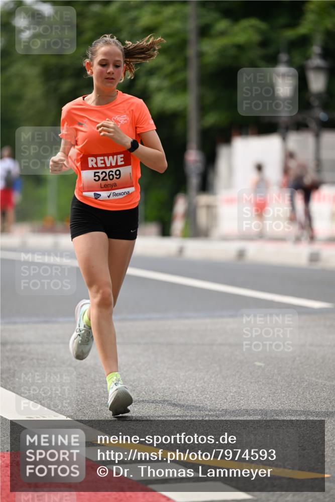 15.06.2025 - REWE Women's Run Dr. Thomas Lammeyer http://msf.ph/oto/7974593 15.06.2025 10:40:00 Laufen 5269 meine-sportfotos.de