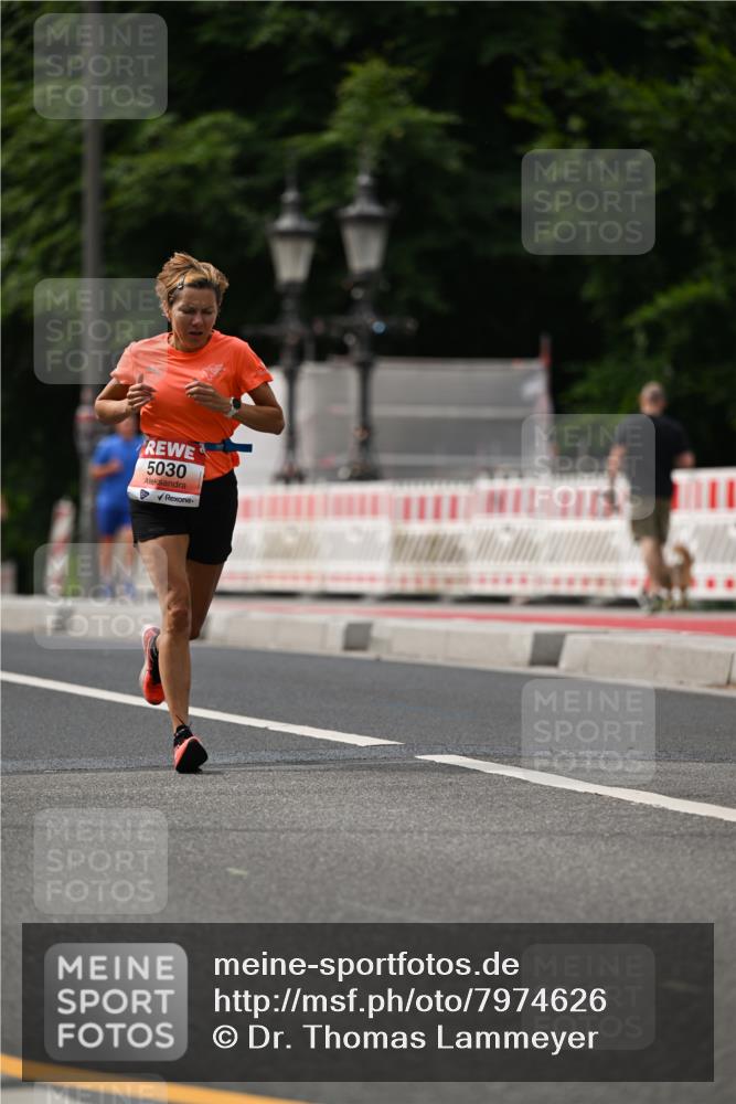 15.06.2025 - REWE Women's Run Dr. Thomas Lammeyer http://msf.ph/oto/7974626 15.06.2025 10:40:06 Laufen 5030 meine-sportfotos.de