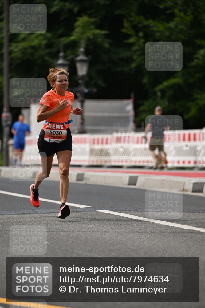 15.06.2025 - REWE Women's Run Dr. Thomas Lammeyer http://msf.ph/oto/7974634 15.06.2025 10:40:06 Laufen 5030 meine-sportfotos.de