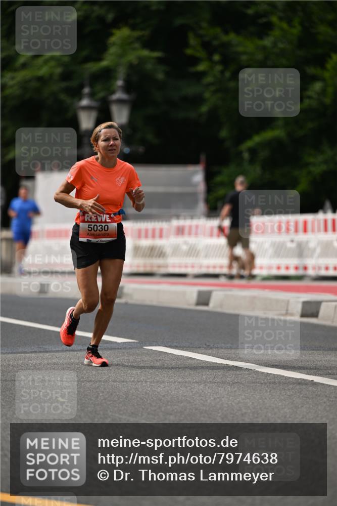 15.06.2025 - REWE Women's Run Dr. Thomas Lammeyer http://msf.ph/oto/7974638 15.06.2025 10:40:06 Laufen 5030 meine-sportfotos.de