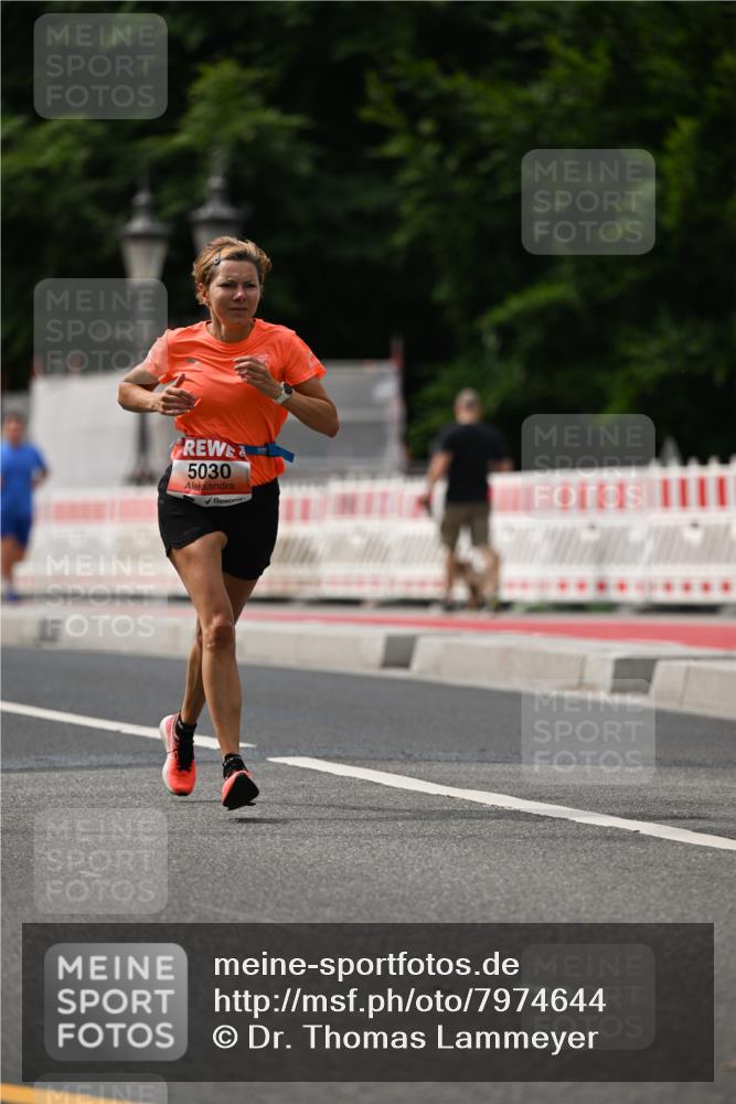 15.06.2025 - REWE Women's Run Dr. Thomas Lammeyer http://msf.ph/oto/7974644 15.06.2025 10:40:06 Laufen 5030 meine-sportfotos.de