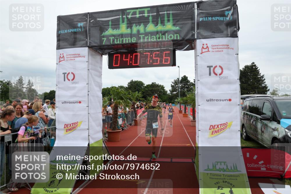 15.06.2025 - 7 Türme Triathlon Michael Strokosch http://msf.ph/oto/7974652 15.06.2025 14:07:55 Ziel 490, 565, 624, 853, 933 meine-sportfotos.de
