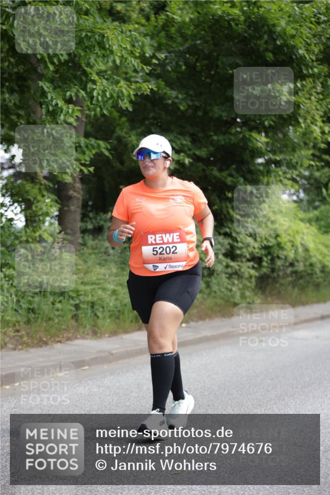 15.06.2025 - REWE Women's Run Jannik Wohlers http://msf.ph/oto/7974676 15.06.2025 10:09:29 Laufen 5202 meine-sportfotos.de