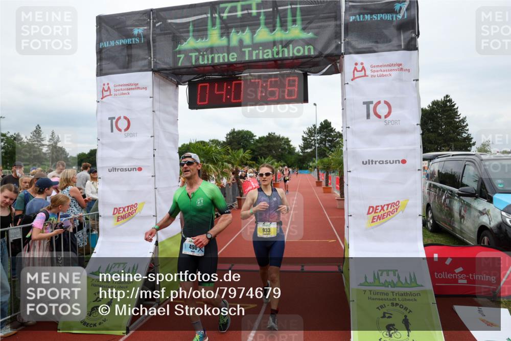 15.06.2025 - 7 Türme Triathlon Michael Strokosch http://msf.ph/oto/7974679 15.06.2025 14:07:58 Ziel 490, 565, 853, 933 meine-sportfotos.de