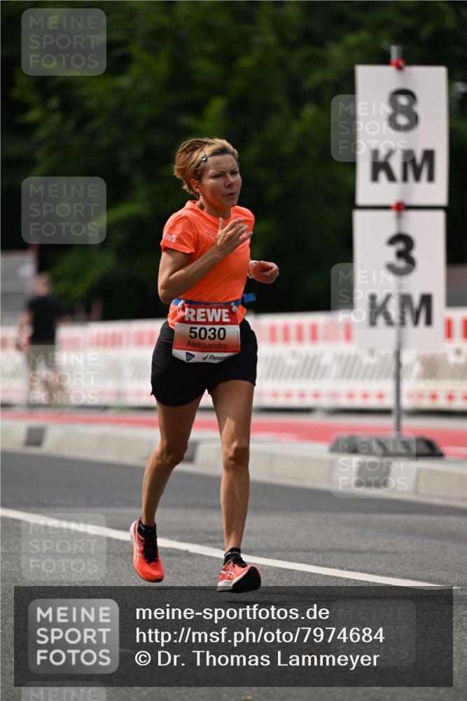 15.06.2025 - REWE Women's Run Dr. Thomas Lammeyer http://msf.ph/oto/7974684 15.06.2025 10:40:07 Laufen 5030, 00, 8, 3 meine-sportfotos.de