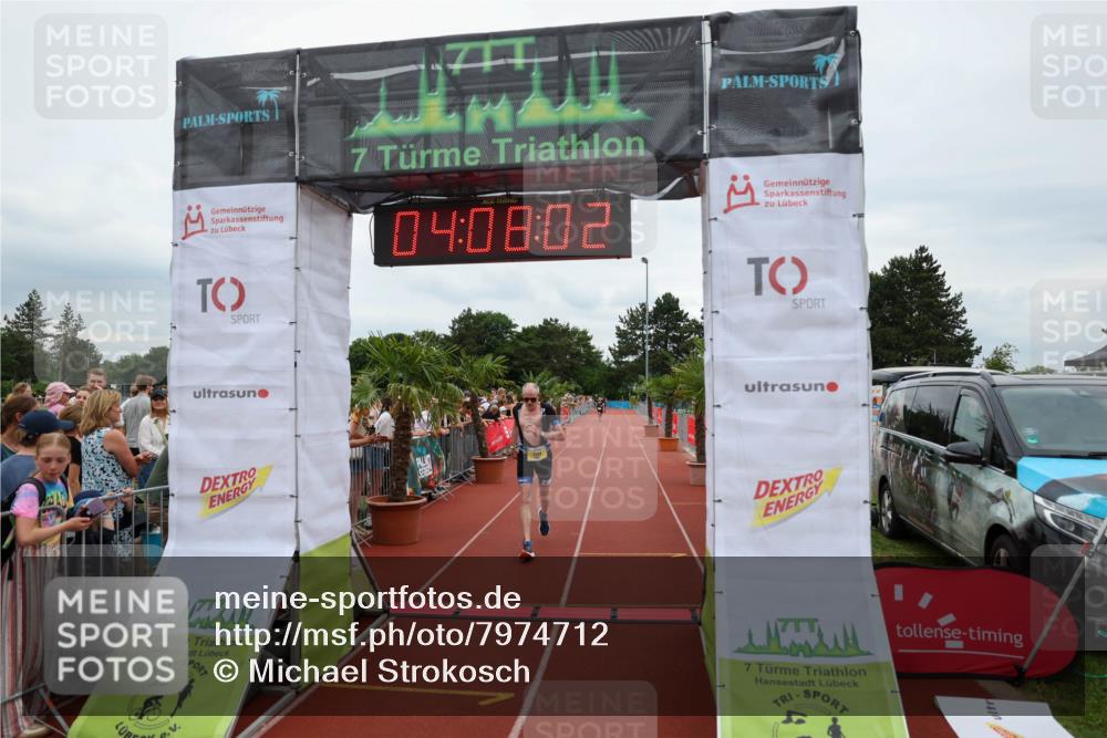 15.06.2025 - 7 Türme Triathlon Michael Strokosch http://msf.ph/oto/7974712 15.06.2025 14:08:02 Ziel 490, 565, 933, 1134 meine-sportfotos.de