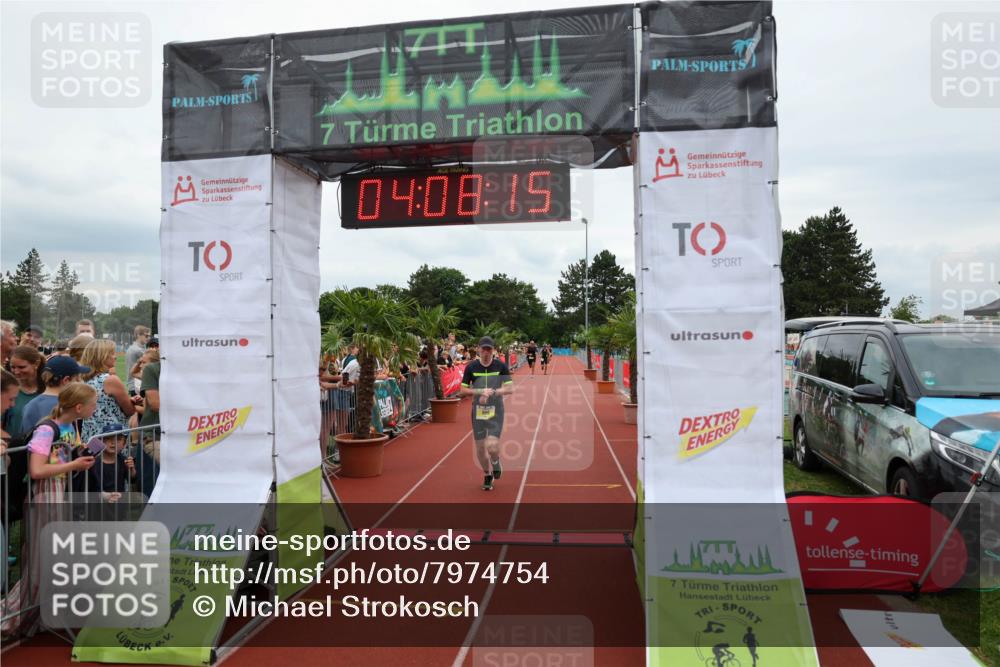 15.06.2025 - 7 Türme Triathlon Michael Strokosch http://msf.ph/oto/7974754 15.06.2025 14:08:14 Ziel 899 meine-sportfotos.de