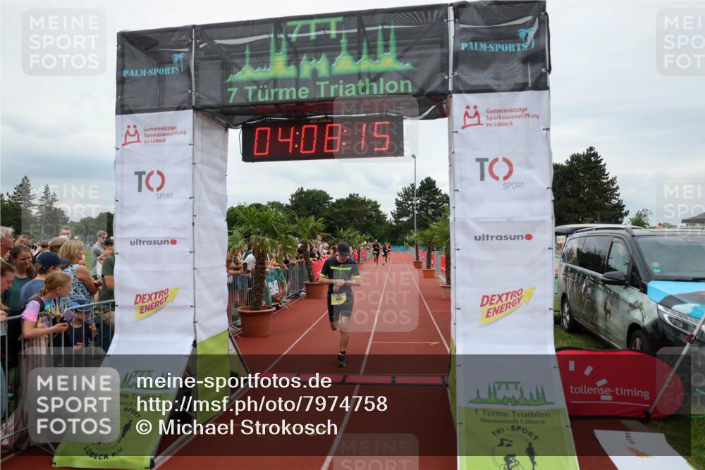 15.06.2025 - 7 Türme Triathlon Michael Strokosch http://msf.ph/oto/7974758 15.06.2025 14:08:15 Ziel 899 meine-sportfotos.de