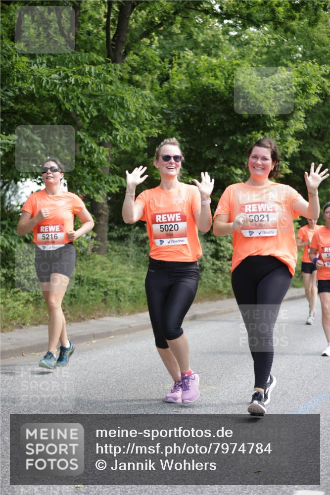 15.06.2025 - REWE Women's Run Jannik Wohlers http://msf.ph/oto/7974784 15.06.2025 10:09:38 Laufen 5216, 5020, 5021, 5 meine-sportfotos.de
