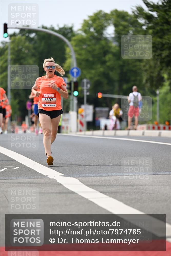 15.06.2025 - REWE Women's Run Dr. Thomas Lammeyer http://msf.ph/oto/7974785 15.06.2025 10:40:14 Laufen 5397 meine-sportfotos.de