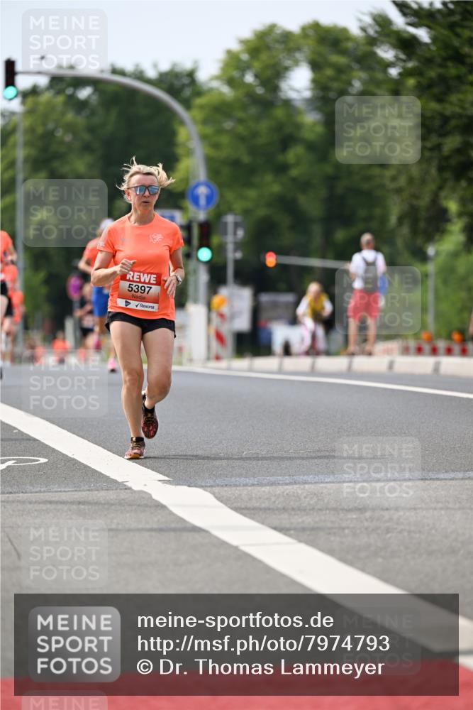 15.06.2025 - REWE Women's Run Dr. Thomas Lammeyer http://msf.ph/oto/7974793 15.06.2025 10:40:14 Laufen 5397 meine-sportfotos.de