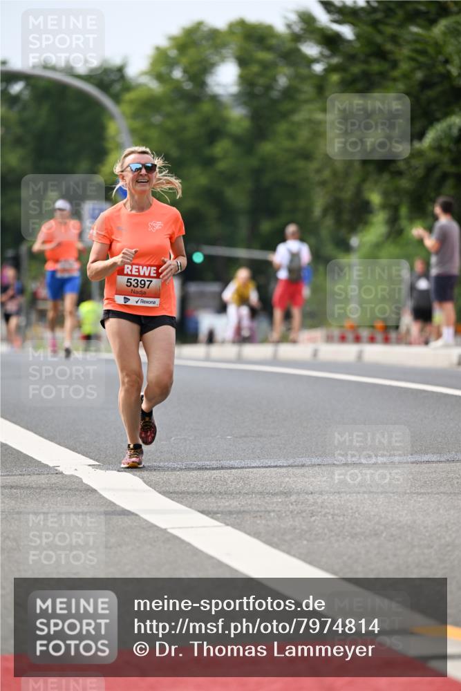 15.06.2025 - REWE Women's Run Dr. Thomas Lammeyer http://msf.ph/oto/7974814 15.06.2025 10:40:15 Laufen 5397 meine-sportfotos.de