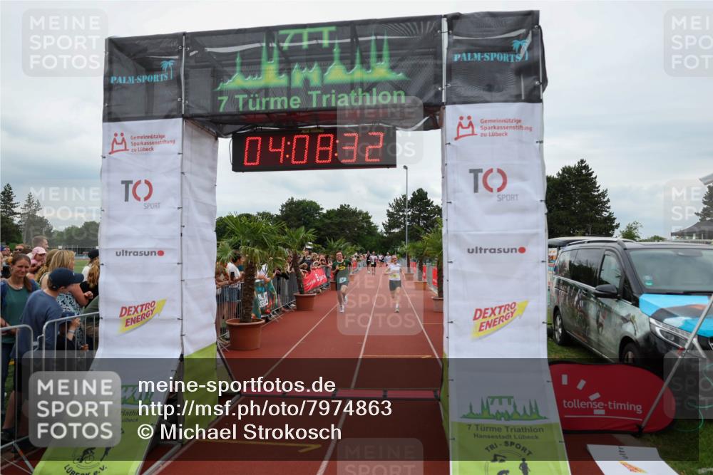 15.06.2025 - 7 Türme Triathlon Michael Strokosch http://msf.ph/oto/7974863 15.06.2025 14:08:31 Ziel 541, 1138, 1147 meine-sportfotos.de
